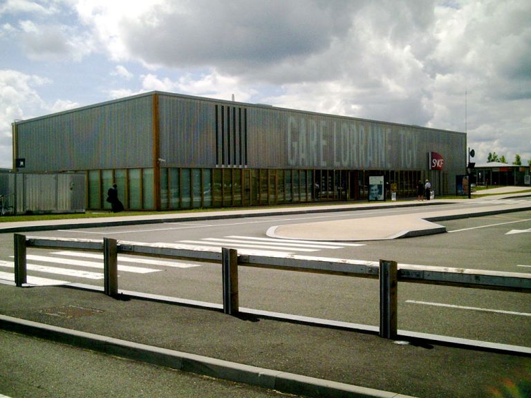 By Ske (Own work) [CC-BY-SA-3.0 or GFDL], via Wikimedia Commons