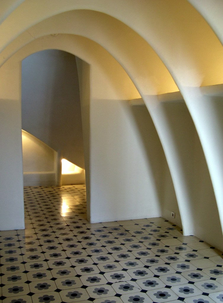 The Attic at Casa Batllo, Barcelona. (c) Daniel Wright, 2007.