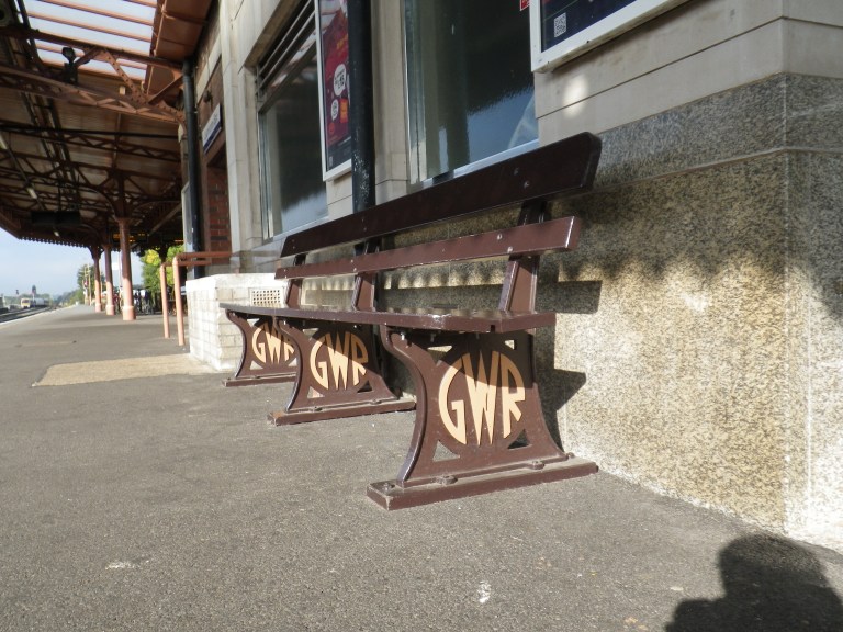 Bench at XXX station. (c) Daniel Wright 2012