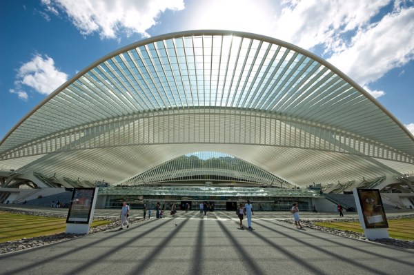 Liege Guillemins, the east side of the station. By Jan Slangen [CC BY 2.0] via this flickr page