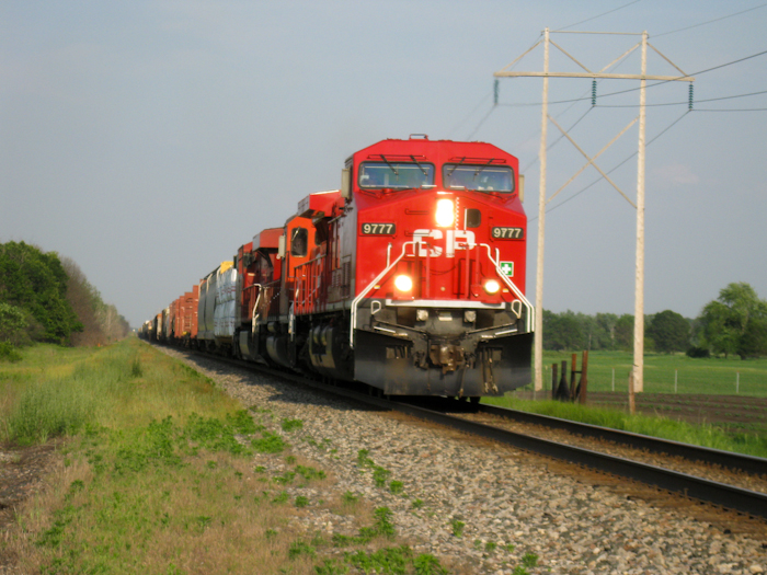 Canadian Pacific's locomotive 9777 played the part of 777 in Unstoppable. Photo by Eric Jacobi [CC BY.2/0] via this flickr page