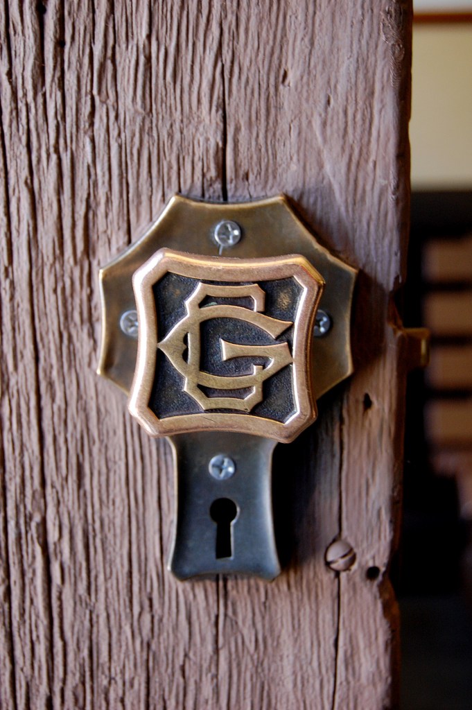 Door handle, Grand Canyon train depot. Photo by Daniel Wright [CC BY-NC-ND 2.0] via this flickr set