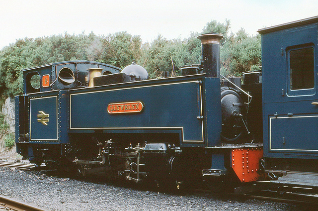 Locomotive no. 8 at the Vale of Rheidol railway in 1980. Photo by Barry Lewis [CC BY 2.0] via this flickr page