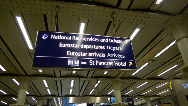 Signage at St Pancras, using Barlow typeface. Photo by David McKelvey [CC BY-NC-ND 2.0] via this flickr page