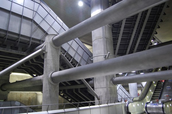 Westminster Underground station. Photo by Daniel Wright [CC BY-NC-ND 2.0] via this flickr album