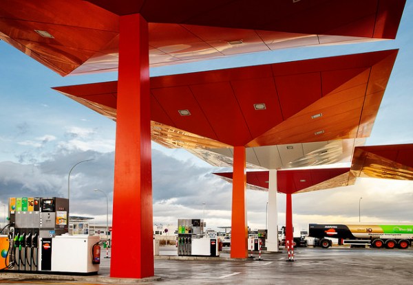 Repsol filling station. Photo by Repsol [CC BY 2.0] via this flickr album