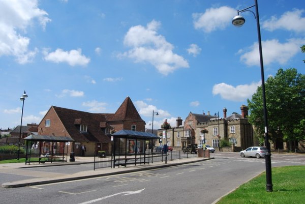 Midhurst bus station. © Copyright Barry Shimmon and licensed for reuse under this Creative Commons Licence