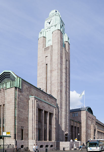 Helsinki Central's impressive clock tower. Photo by Diego Delso [CC BY-SA 3.0], via Wikimedia Commons