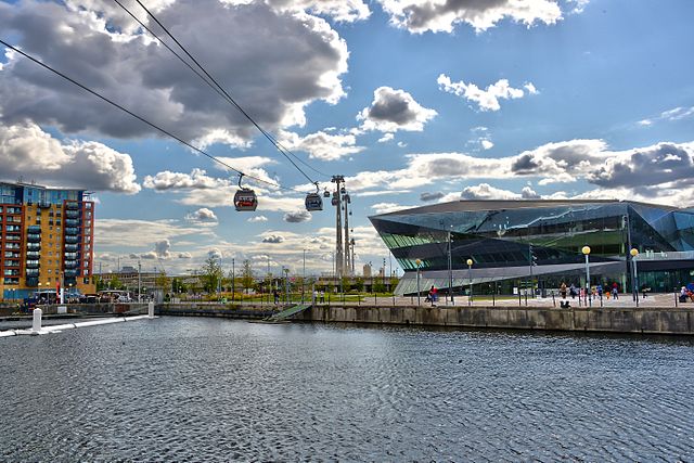 A fun tourist ride that's pretending to be part of London's transport network. Photo by Aleem Yousaf (Crystal and Emirates Cable Car) [CC BY-SA 2.0], via Wikimedia Commons
