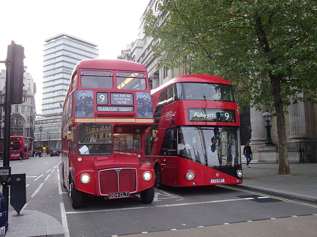 Old and New Routemasters together, with any luck marking their last appearance in this blog. Photo by Au Morandarte from London, Middlesex, England (Trafalgar Niners.) [CC BY-SA 2.0], via Wikimedia Commons