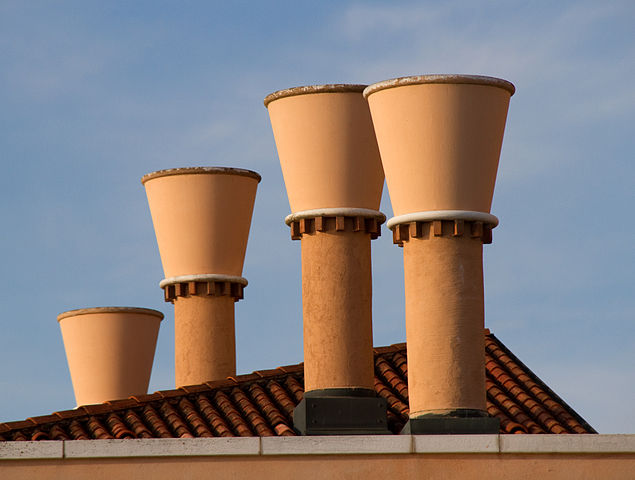 635px-venice_four_chimneys_7251716628